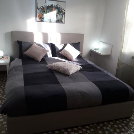 Casa Teresina - Corenno Plinio Lago Di Como Apartamento Dervio Exterior foto